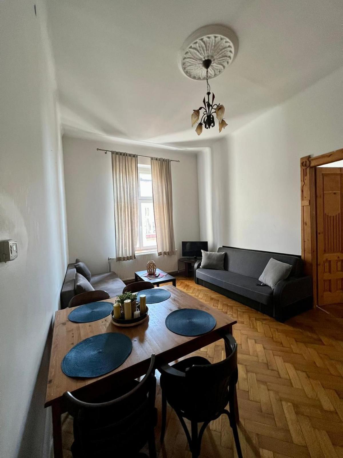Apartment Old Town Plac Szczepanski Krakow
