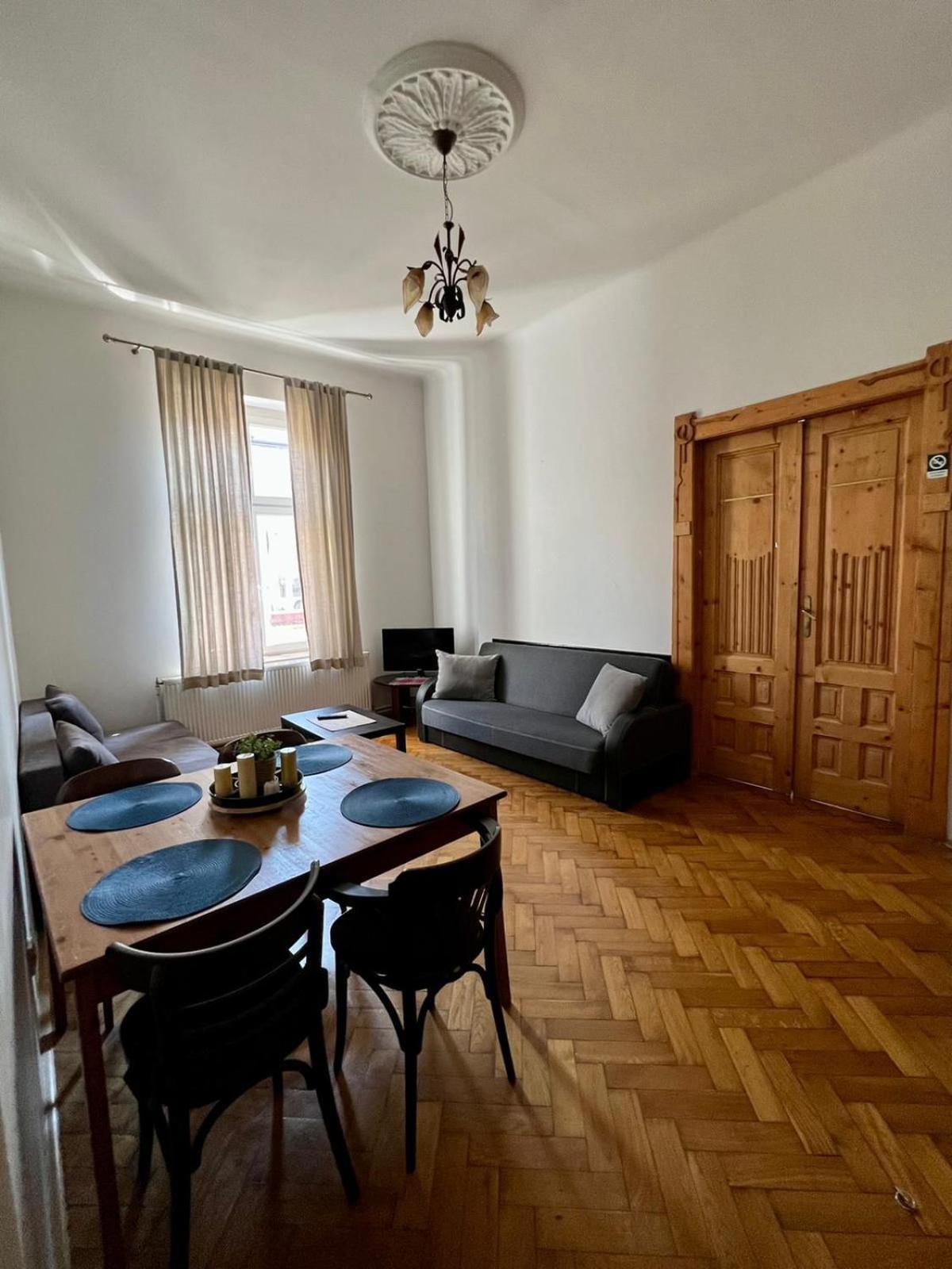 Old Town Plac Szczepanski Apartament Kraków